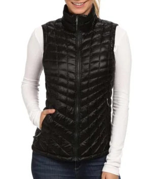 Virgin_River_S02_Melinda_Monroe_Vest