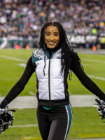 Philadelphia-Eagles-Cheerleaders-Vest